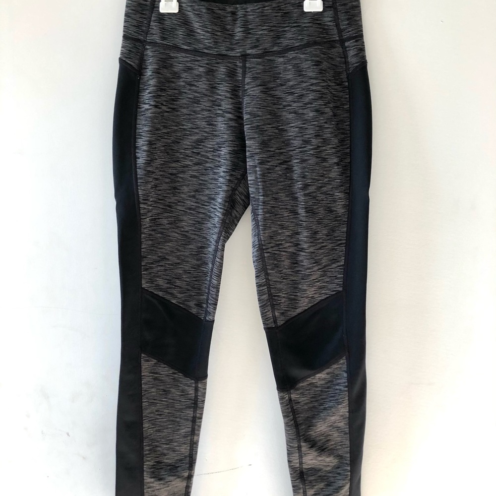 Fleece Lined Leggings with Zippered Pocket